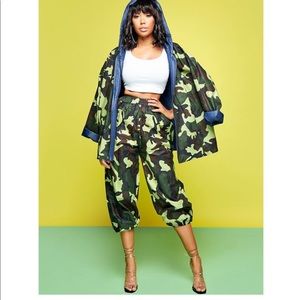 Beautiful camo joggers. One size fits most. S-XL